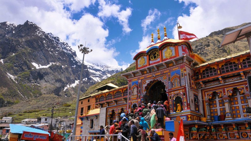 कपाट खुलने से पहले दिव्य माहौल! Badrinath Temple में भक्ति और तैयारियों की गूंज