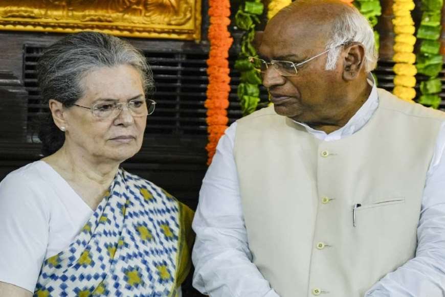 “मेरे बारे में फैसला सोनिया गांधी ही लेती हैं”: कर्नाटक CM बहस के बीच खरगे का बयान