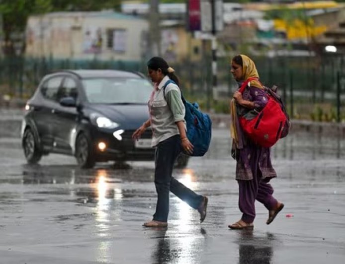 भारत के कई राज्यों में तेज आंधी-बारिश का अलर्ट, मौसम विभाग ने जारी की चेतावनी