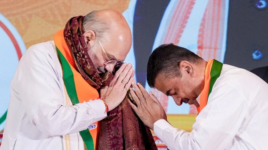 “बंगाल की सियासत में बड़ा दावा! शुभेंदु अधिकारी के CM बनने की चर्चा, अमित शाह के नाम से वायरल खबर ने मचाया बवाल”