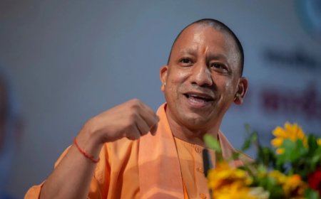 'सेक्युलर थे तो किसी मस्जिद में हनुमान चालीसा का पाठ भी करा देते': पंचायत आजतक UP 2026 में विपक्ष पर बरसे CM योगी आदित्यनाथ