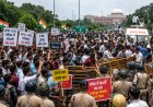 Jharkhand Student Protest Live: छात्रों ने लांघा पहला बैरिकेड, 5 और बाकी! विधानसभा की ओर बढ़ा मार्च, एंबुलेंस में देवेंद्र महतो