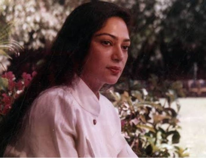 Simi Garewal Love Life: महाराजा से लेकर रतन टाटा तक, इन दिग्गजों संग जुड़ा नाम, फिर भी अकेले रहना चुना