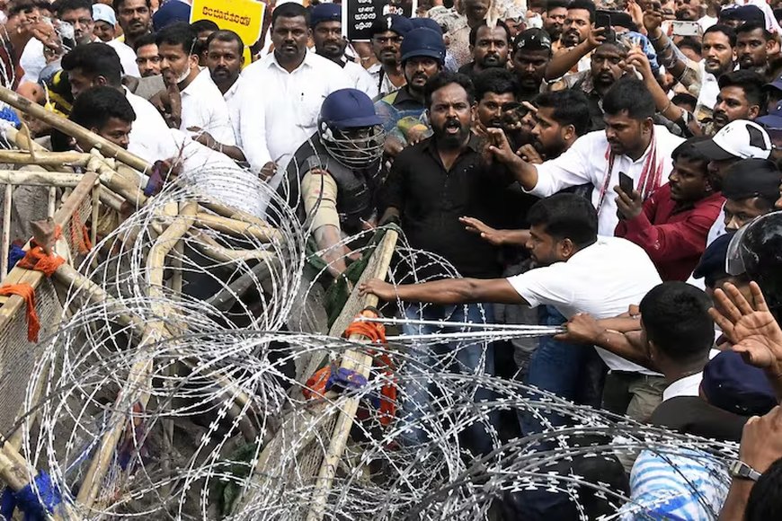 Jharkhand Student Protest Live: सातवें बैरिकेड तक पहुंचे छात्र, पुलिस ने चलाया वाटर कैनन तो झूम उठे प्रदर्शनकारी