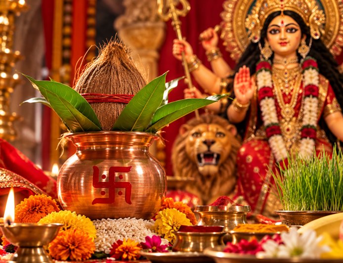 Shardiya Navratri 2026: कल से शुरू होंगे नवरात्र, नोट करें घटस्थापना का शुभ मुहूर्त और पूजा विधि